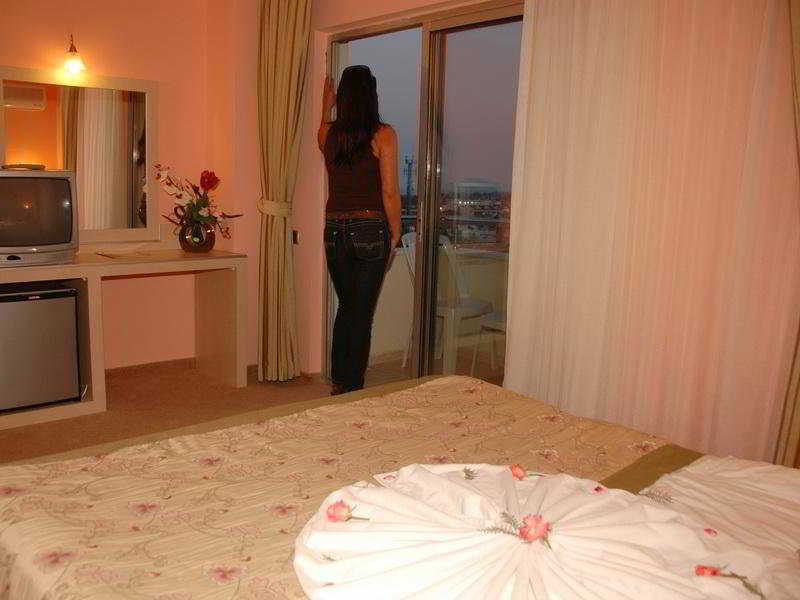 Side Town Hotel 外观 照片